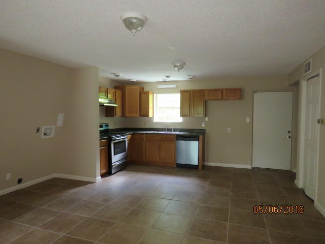 2109 Sandusky Road Knoxville, TN 37912 - Photo 5 of 17 IMG_0011
