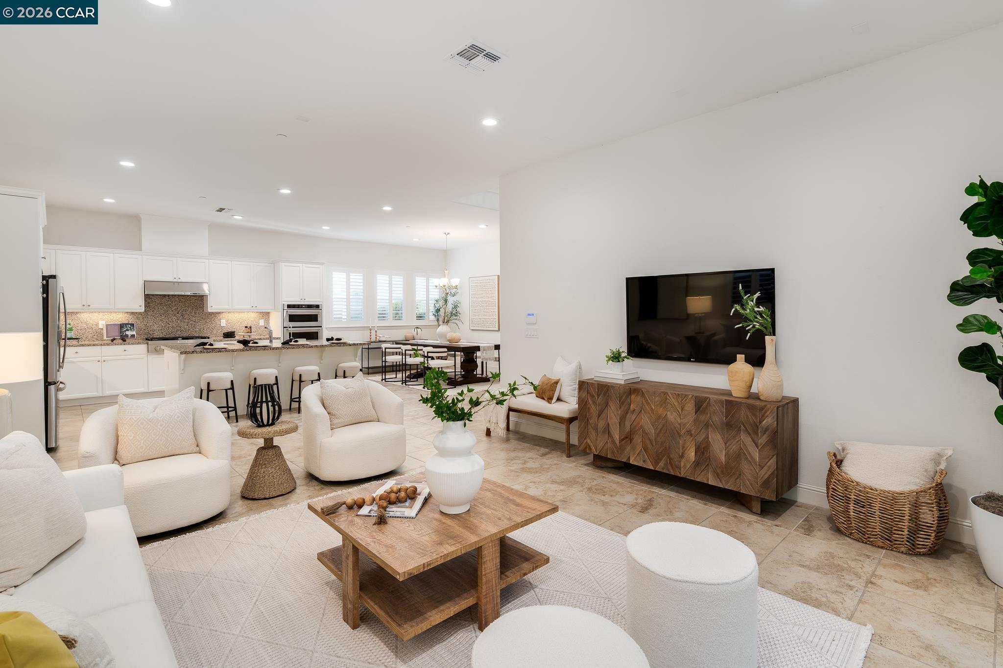 748 Roseum Court San Ramon, CA 94582 - Photo 6 of 39