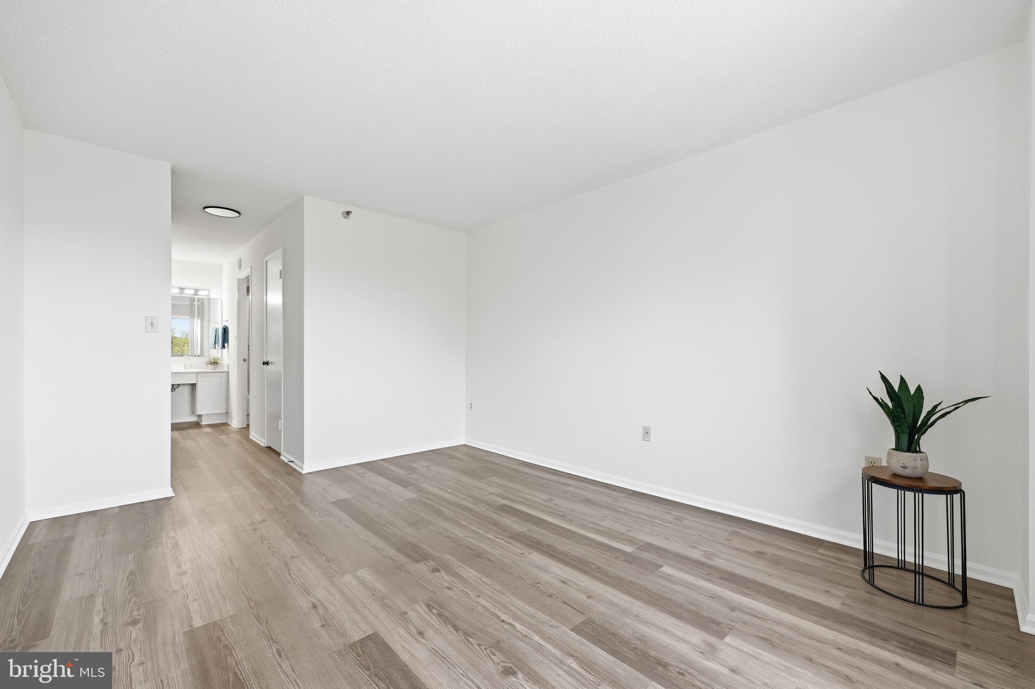 15107 Interlachen Drive, Unit 21006 Silver Spring, MD 20906 - Photo 21 of 29 Primary Bedroom