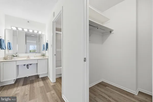 $199,500 | 15107 Interlachen Drive, Unit 21006, Silver Spring, MD 20906