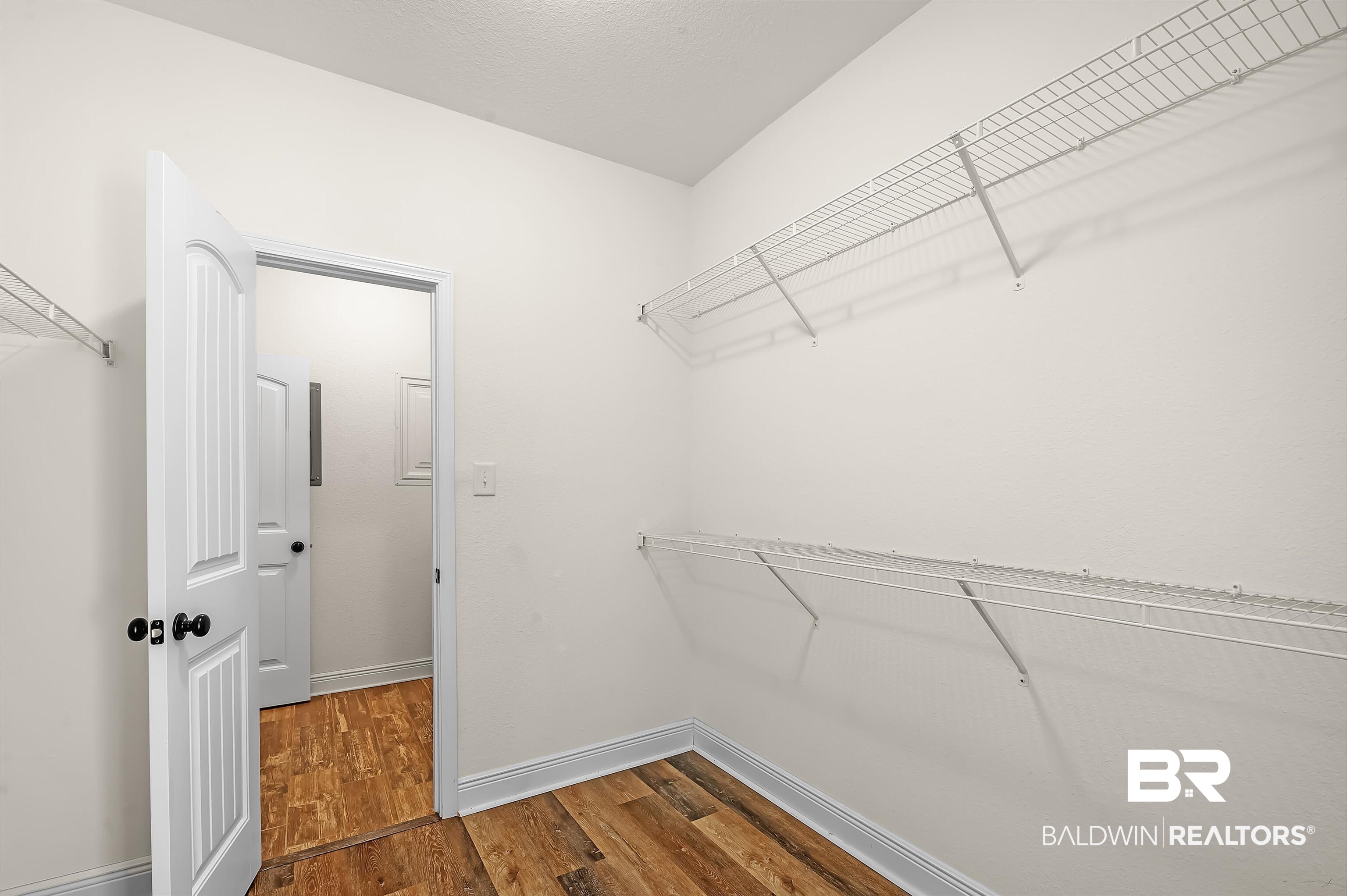 1211 Pembroke Way Foley, AL 36535 - Photo 15 of 32 with door to laundry room!