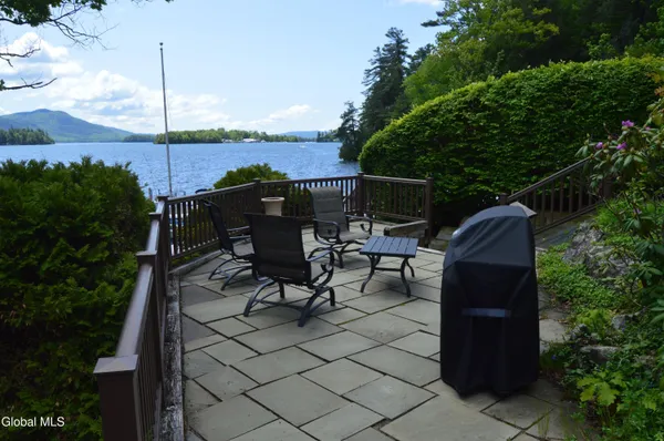 $1,190,000 | 21 Juniper Hill Drive, Bolton, NY 12814