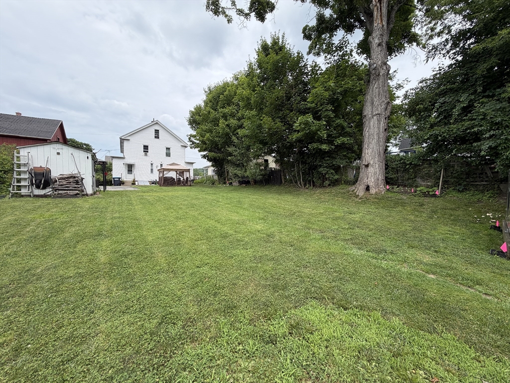 11-13 Maple Avenue Ware, MA 01082 - Photo 4 of 6