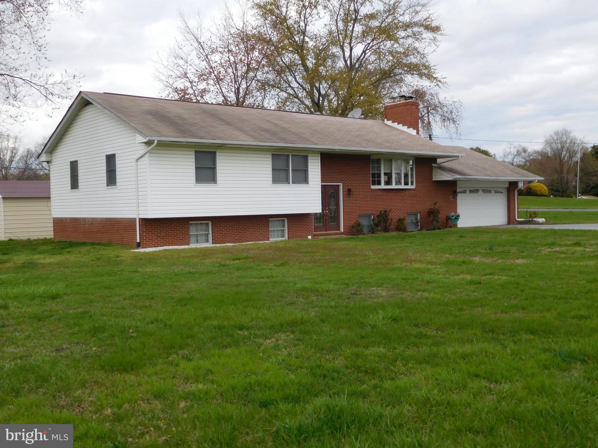 10126 Bird River Road Baltimore, MD 21220 - Photo 4 of 10