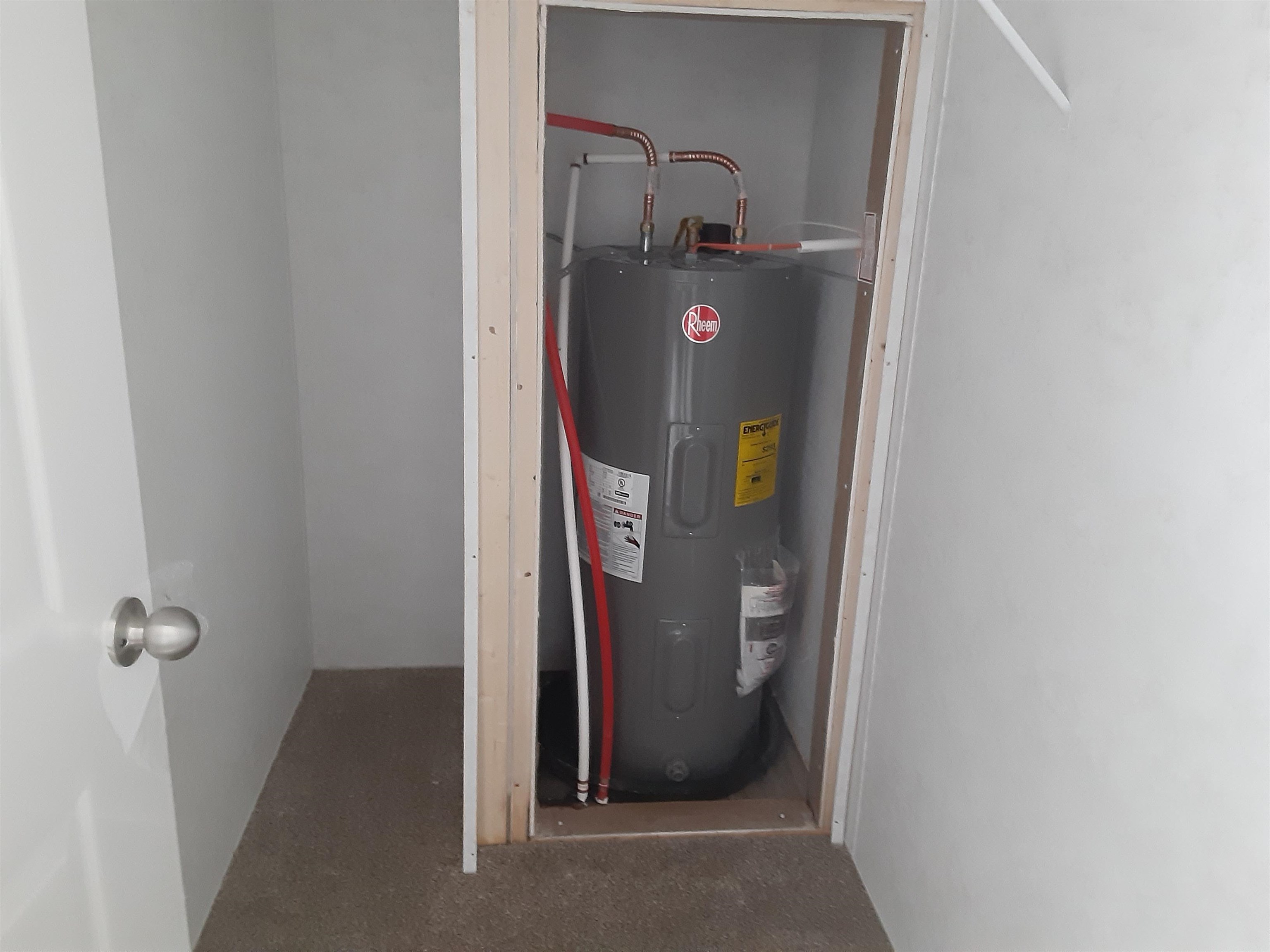 31 Mobile Drive Hudson, NH 03051 - Photo 13 of 37