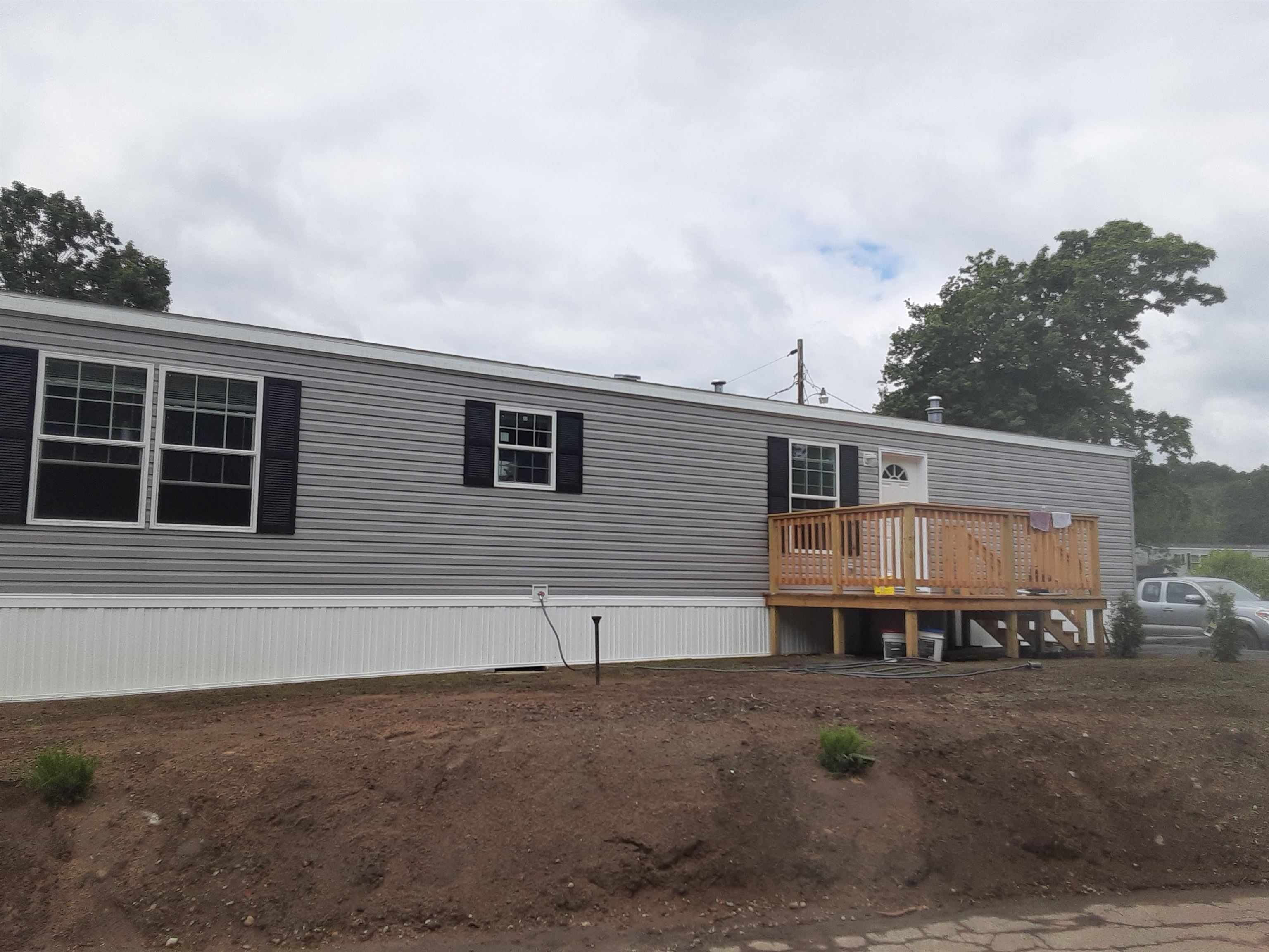 31 Mobile Drive Hudson, NH 03051 - Photo 17 of 37