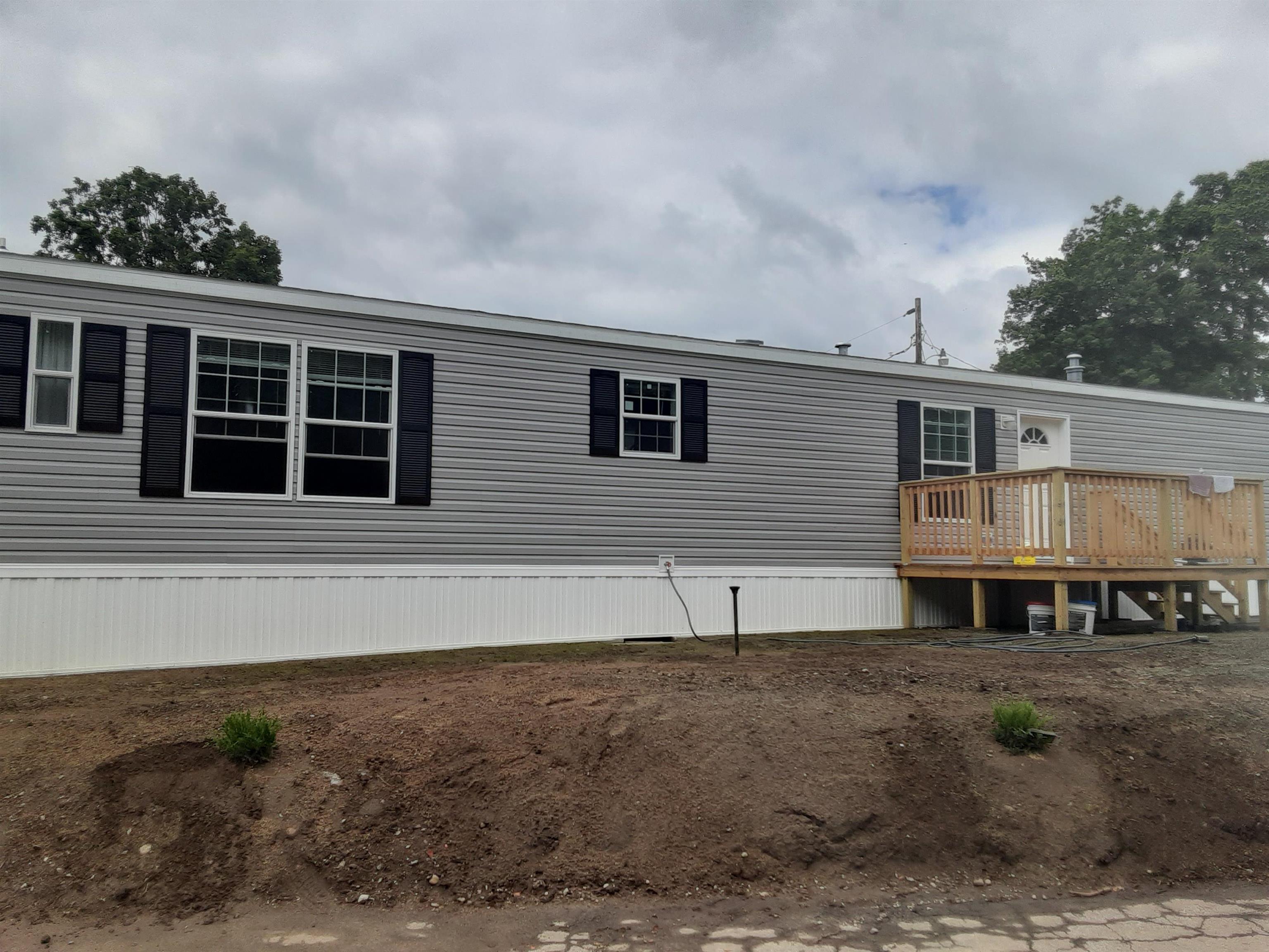 31 Mobile Drive Hudson, NH 03051 - Photo 19 of 37