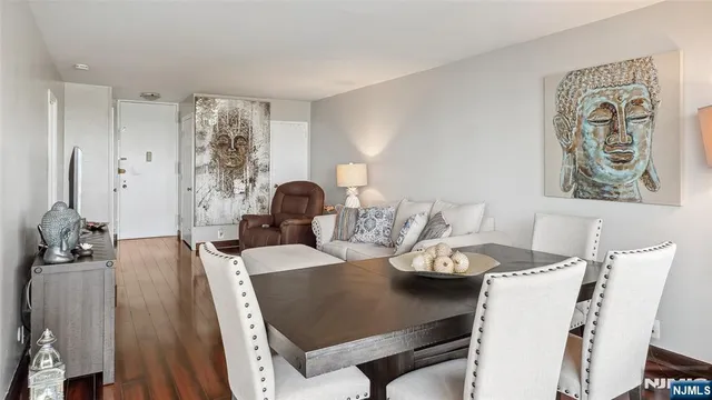 $174,999 | 2077 Center Avenue, Unit 18C, Fort Lee, NJ 07024