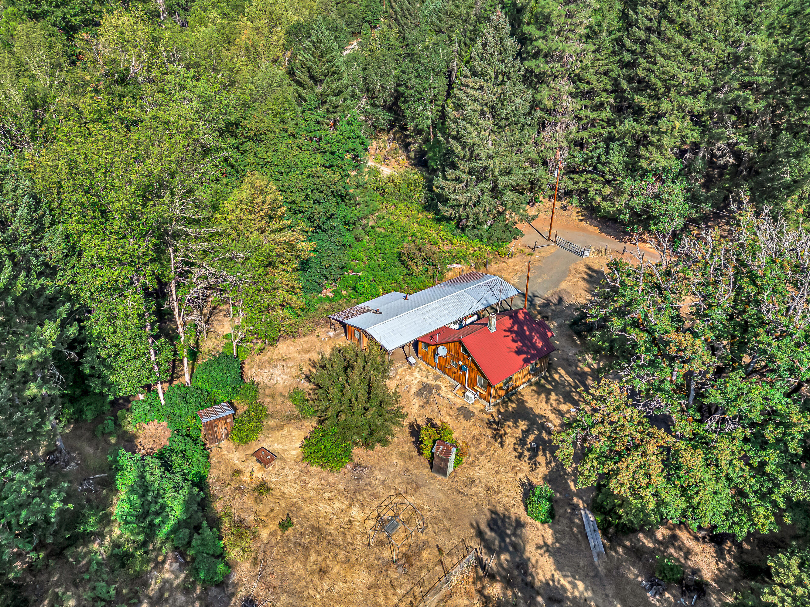 21875 East Evans Creek Road White City, OR 97503 - Photo 6 of 39 DJI_20250902100934_0007_D