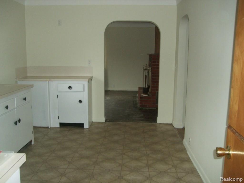 7753 Kitchen Road Goodells, MI 48027 - Photo 6 of 10 DSCF1531.jpg