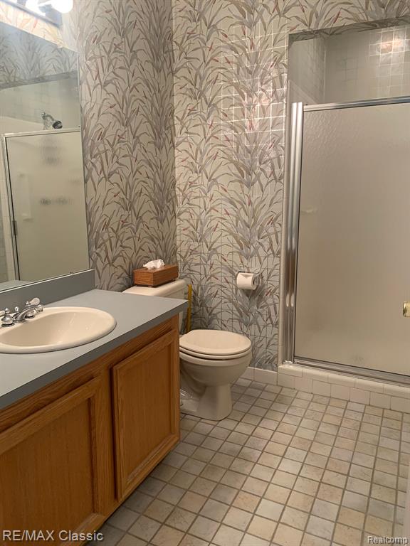22260 Pondview Novi, MI 48375 - Photo 9 of 15