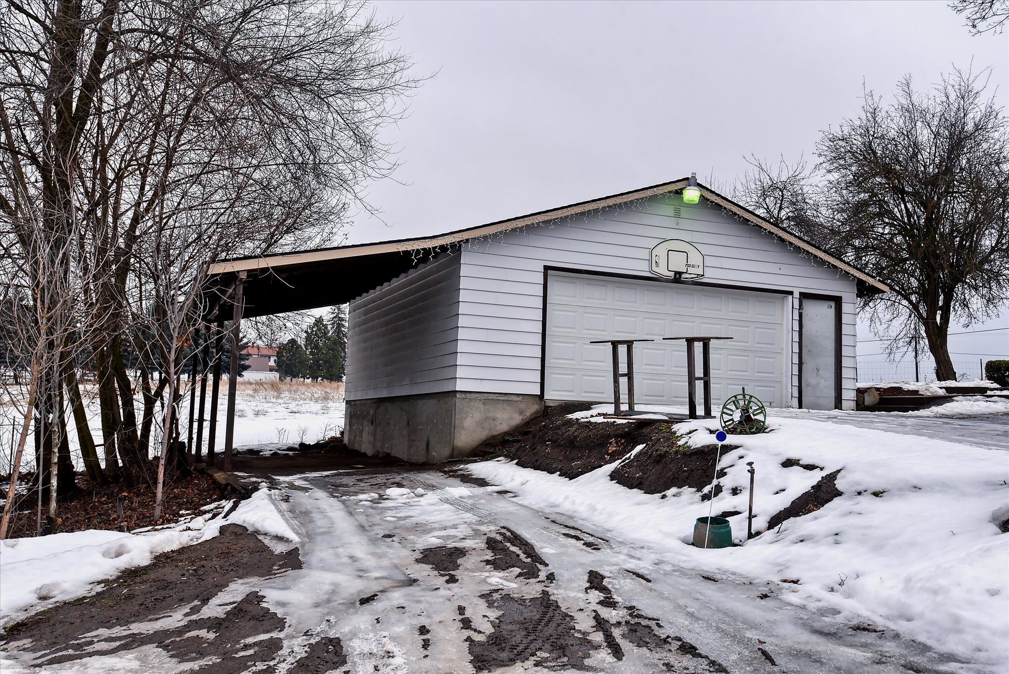 7611 East Bigelow Gulch Road Spokane, WA 99217 - Photo 36 of 41 Gallery Image 36