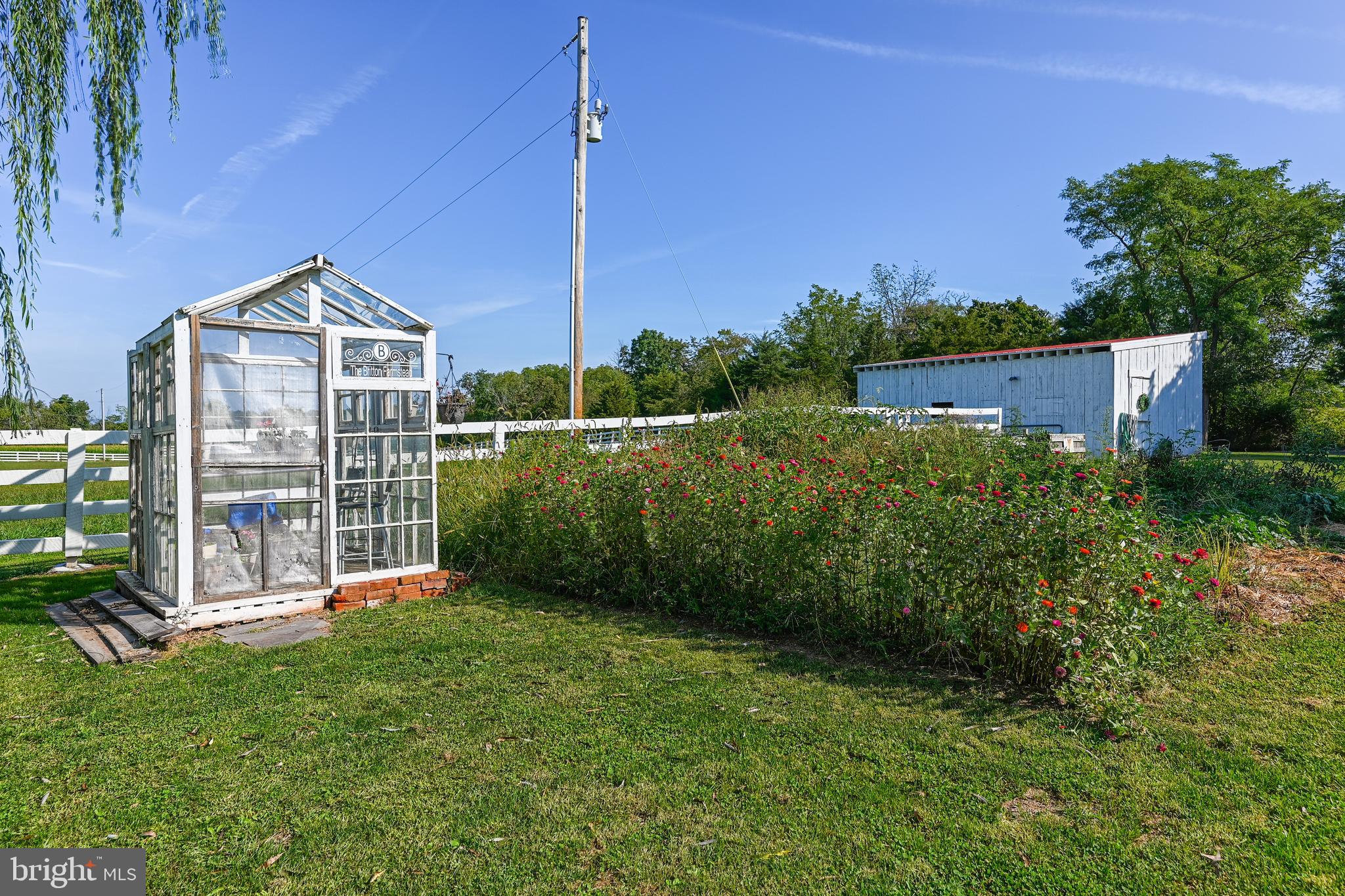 573 Spangler School Road Gettysburg, PA 17325 - Photo 30 of 101 Window greenhouse & garden