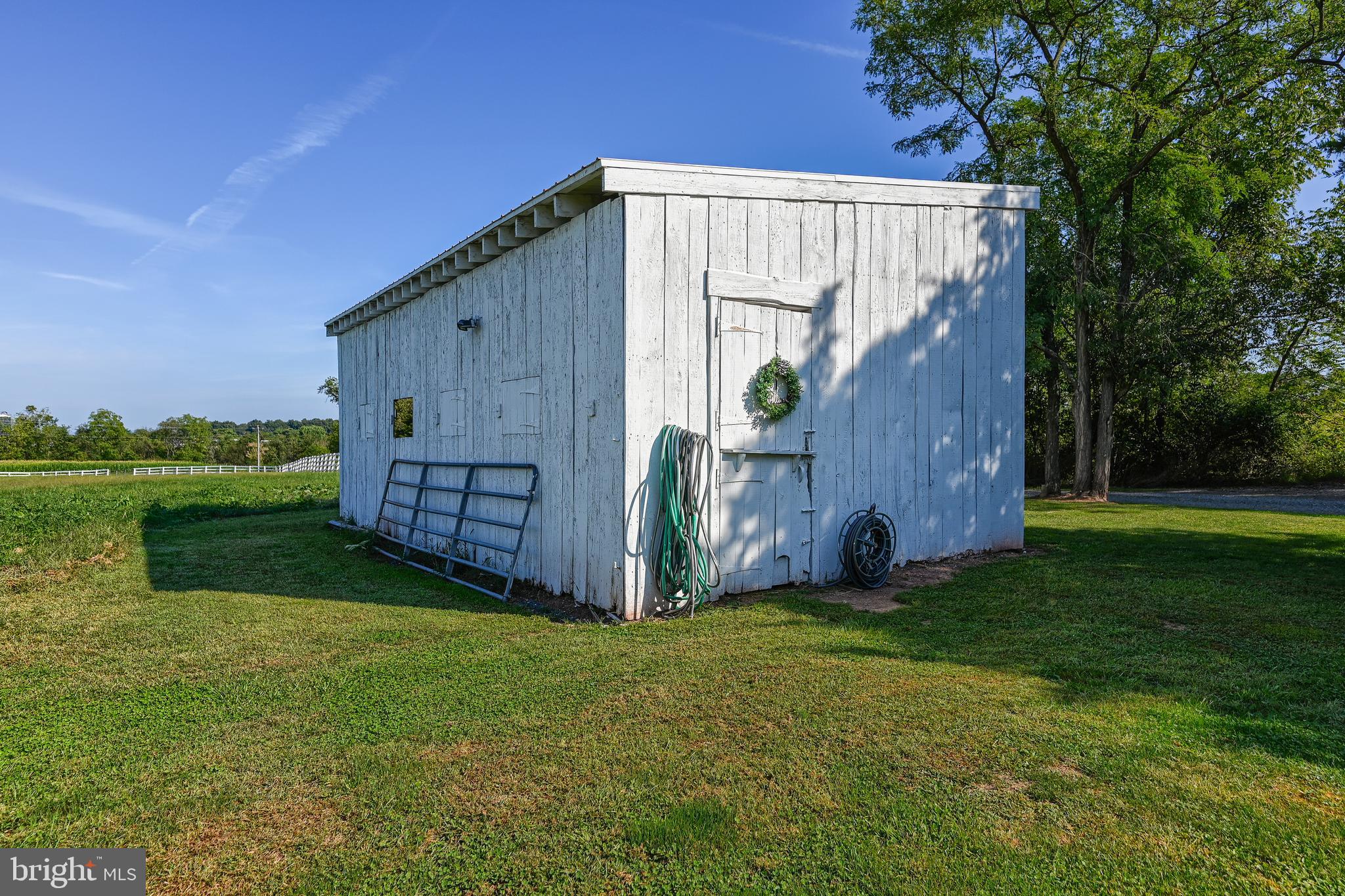 573 Spangler School Road Gettysburg, PA 17325 - Photo 31 of 101 Run-in building