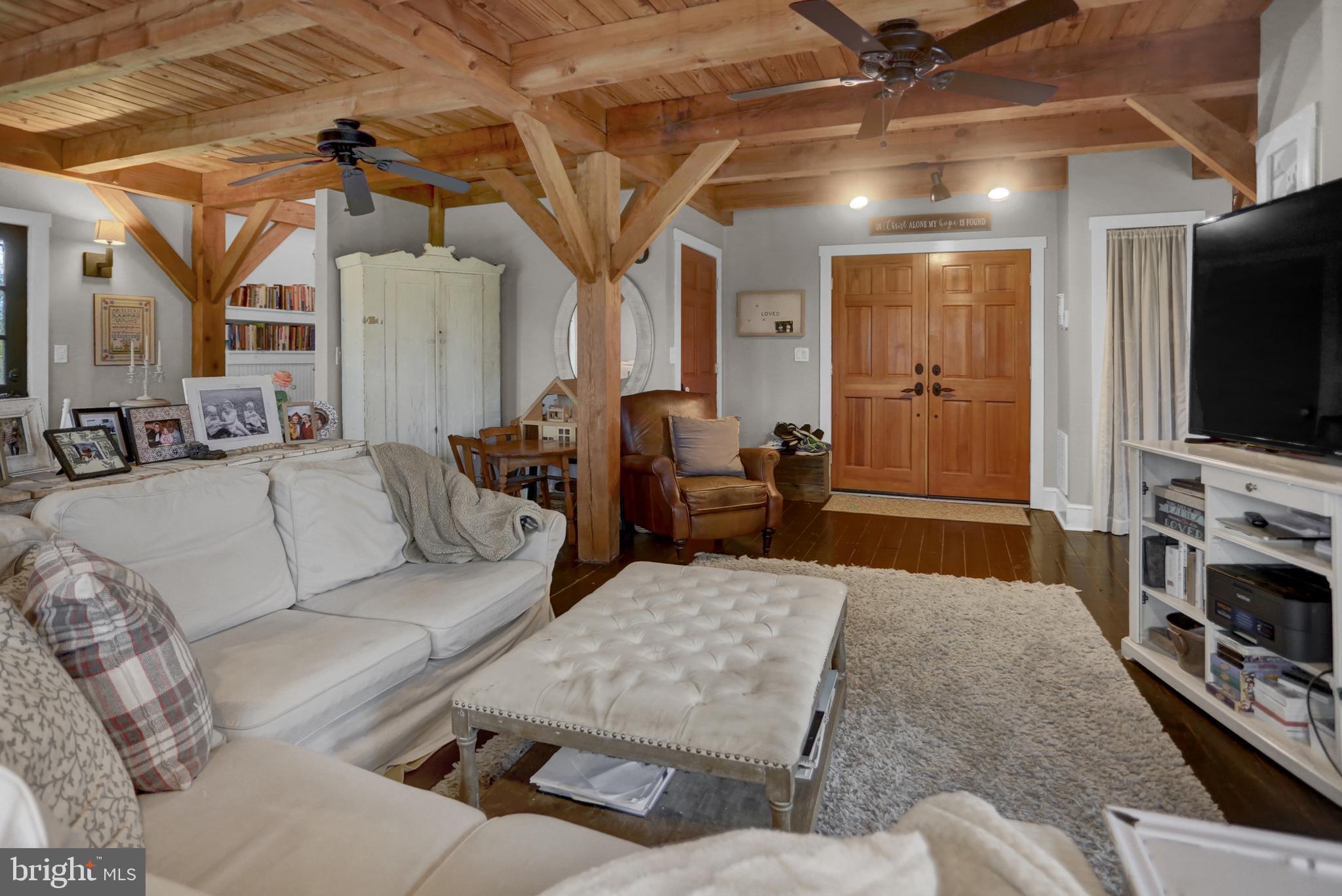 573 Spangler School Road Gettysburg, PA 17325 - Photo 49 of 101 Living room