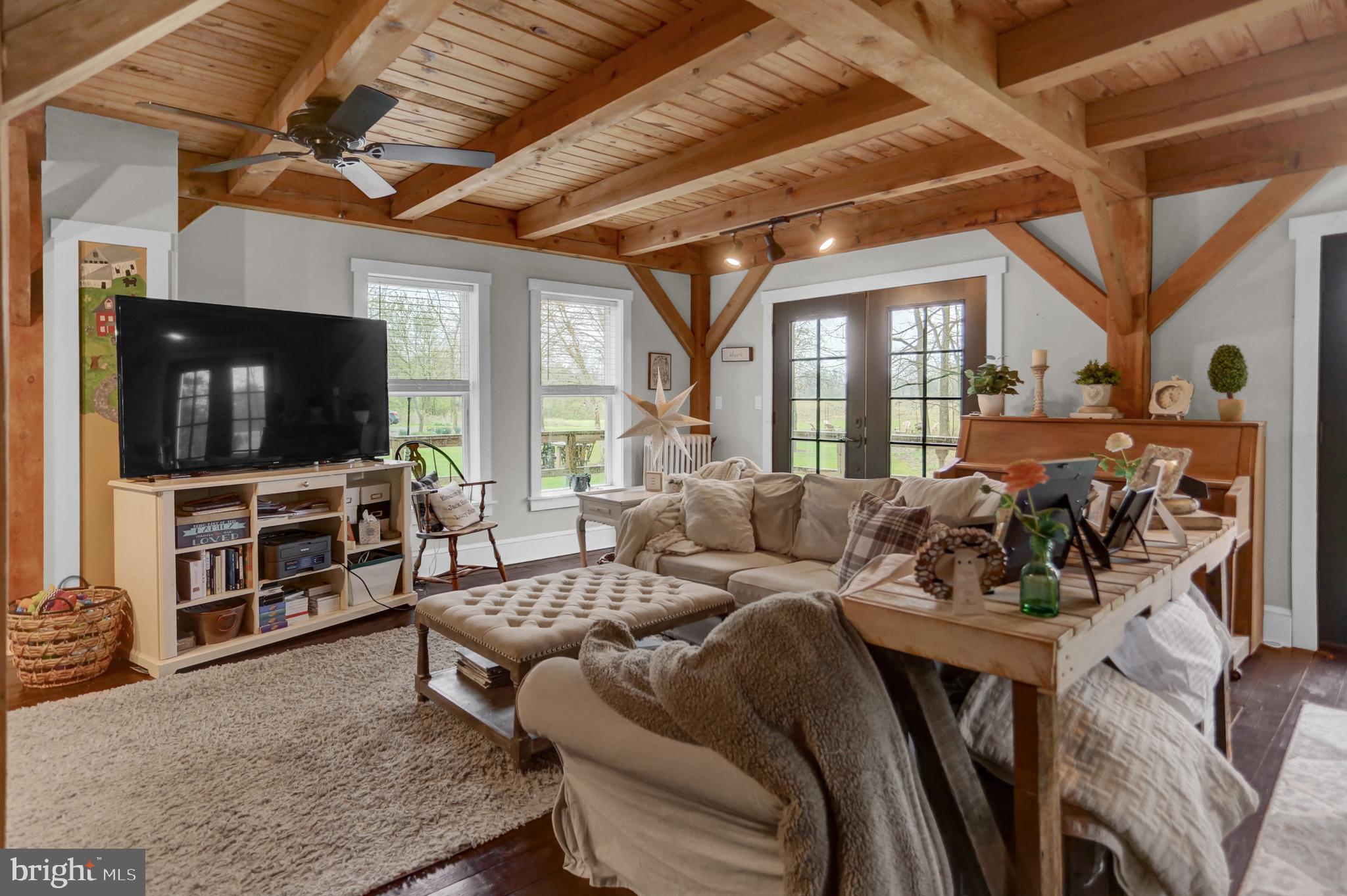 573 Spangler School Road Gettysburg, PA 17325 - Photo 50 of 101 Living room
