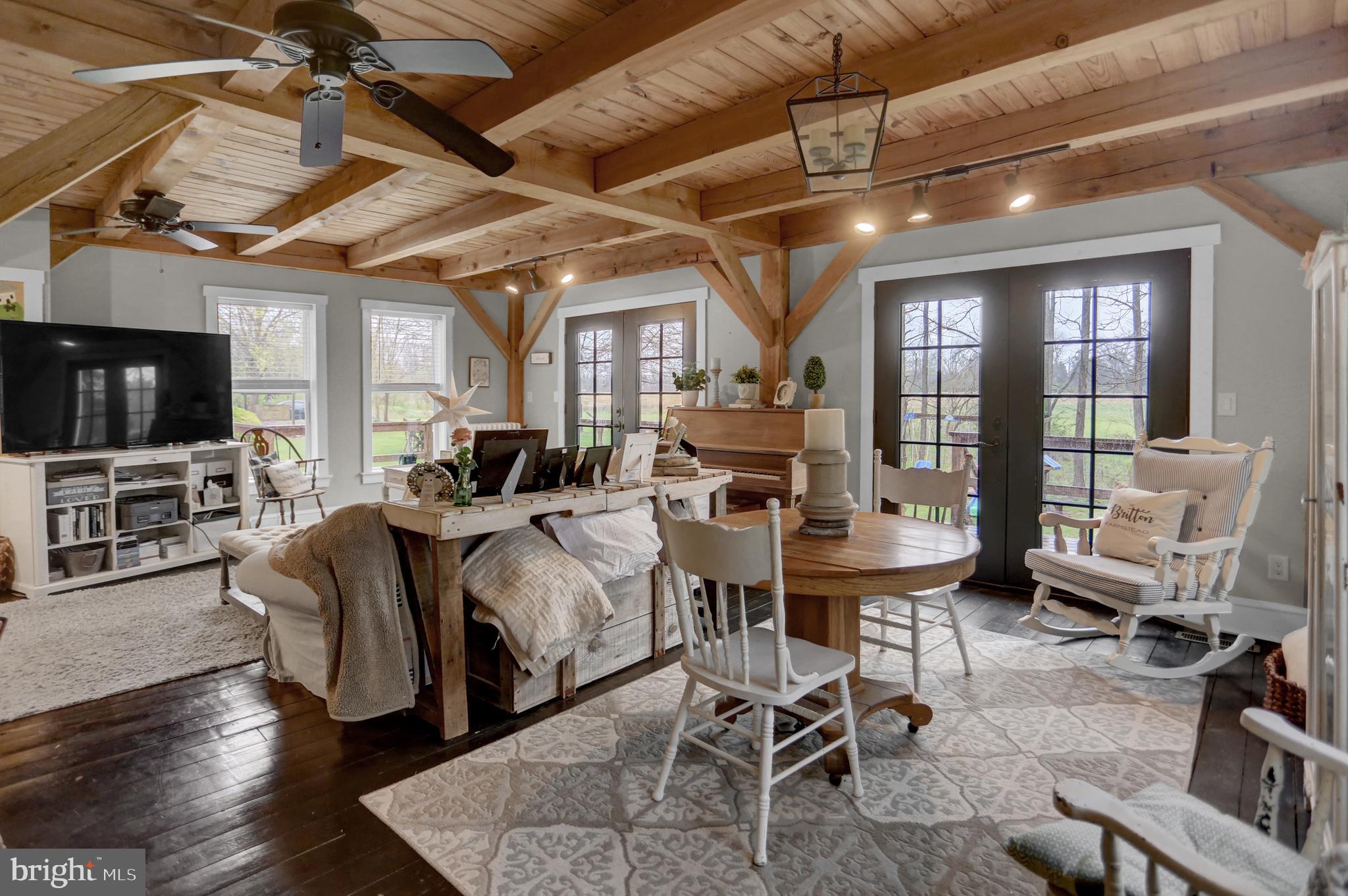 573 Spangler School Road Gettysburg, PA 17325 - Photo 52 of 101 Living room