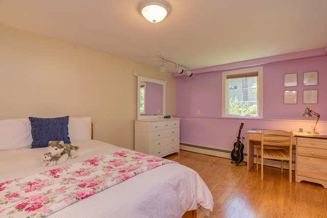 2 Willow Lane Cumberland, ME 04021 - Photo 35 of 58 Room to play and study