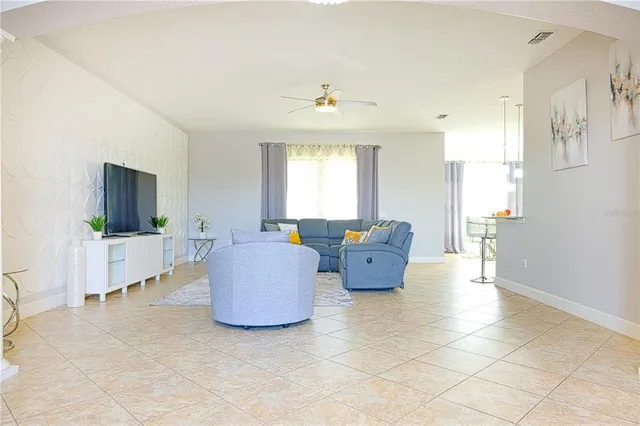 $549,990 | 166 Marylee Lane, Auburndale, FL 33823