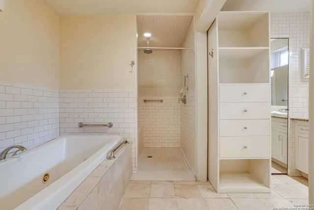 $4,750 | 248 East Summit Avenue, San Antonio, TX 78212