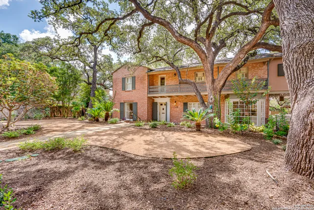 $4,750 | 248 East Summit Avenue, San Antonio, TX 78212