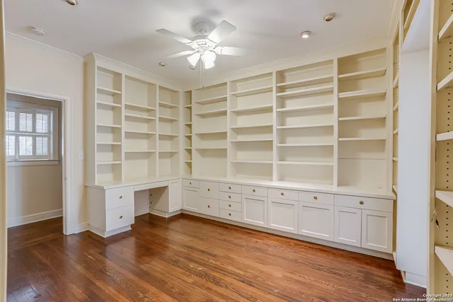 $4,750 | 248 East Summit Avenue, San Antonio, TX 78212