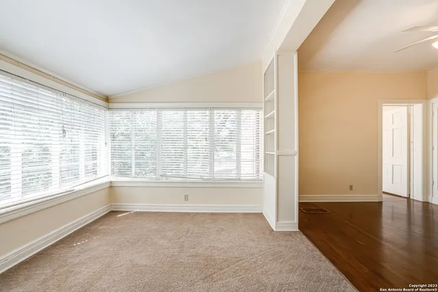 $4,750 | 248 East Summit Avenue, San Antonio, TX 78212