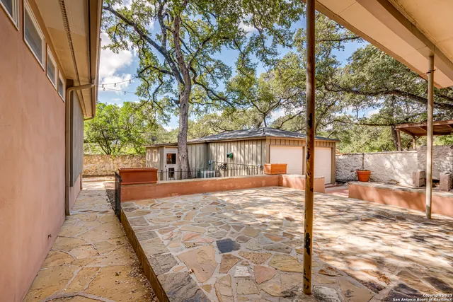 $4,750 | 248 East Summit Avenue, San Antonio, TX 78212