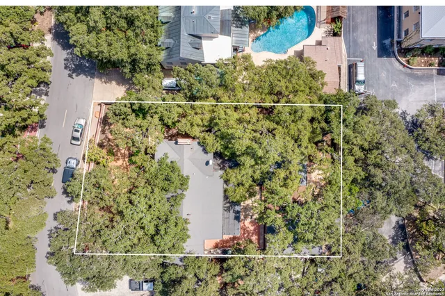 $4,750 | 248 East Summit Avenue, San Antonio, TX 78212