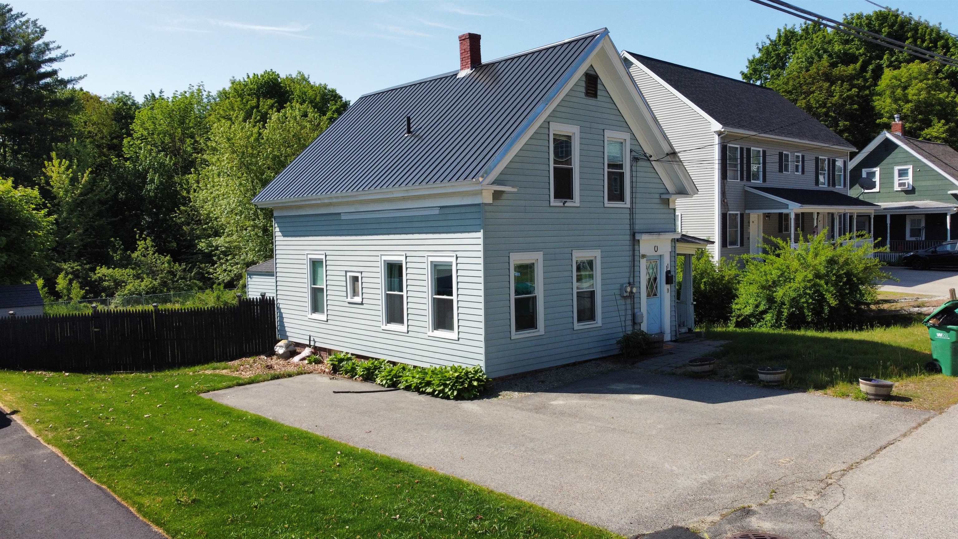 11 Mill Street Rochester, NH 03868 - Photo 3 of 20
