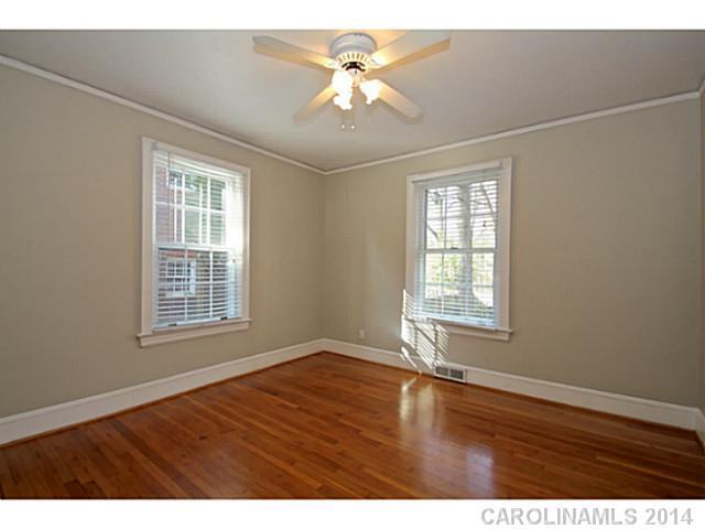 1715 Club Road Charlotte, NC 28205 - Photo 9 of 12 Gallery Image 9