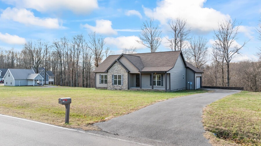 364 Autumn Ridge Lane Lafayette, TN 37083 - Photo 3 of 35 Gallery Image 3