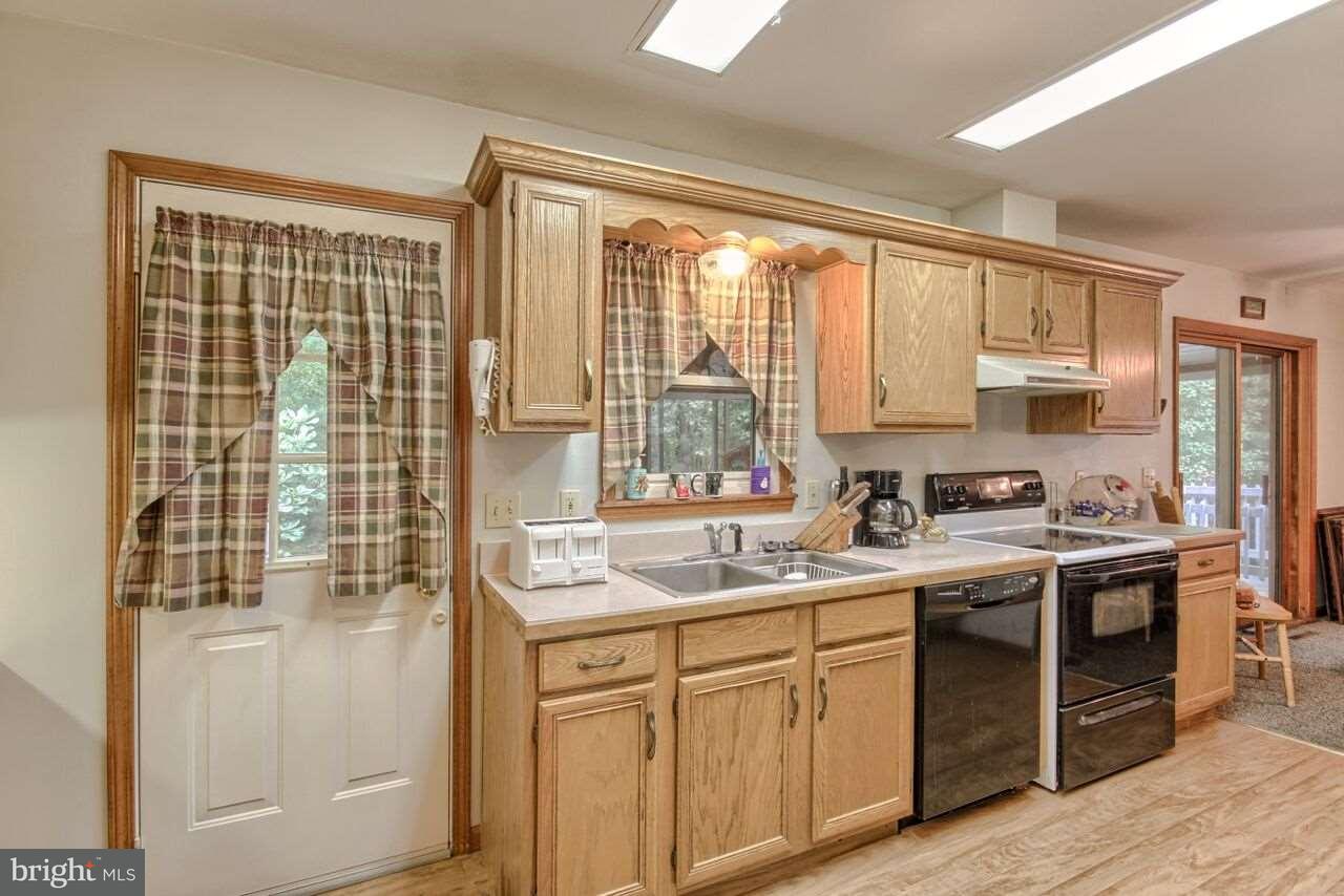 409 Pine Grove Road Gardners, PA 17324 - Photo 11 of 24 Gallery Image 11