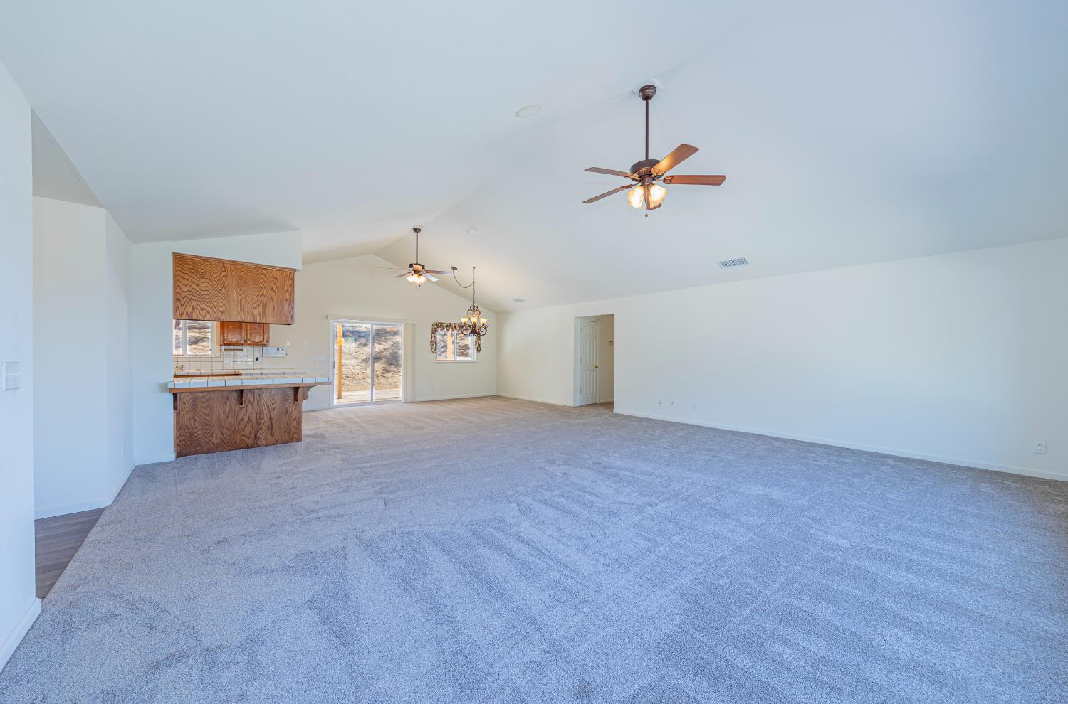 33322 Lucky Ridge Place Coarsegold, CA 93614 - Photo 10 of 54 Gallery Image 10