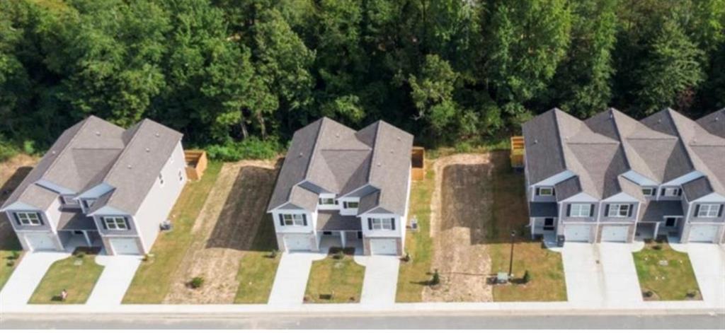 325 Pond View Road Macon, GA 31206 - Photo 3 of 17