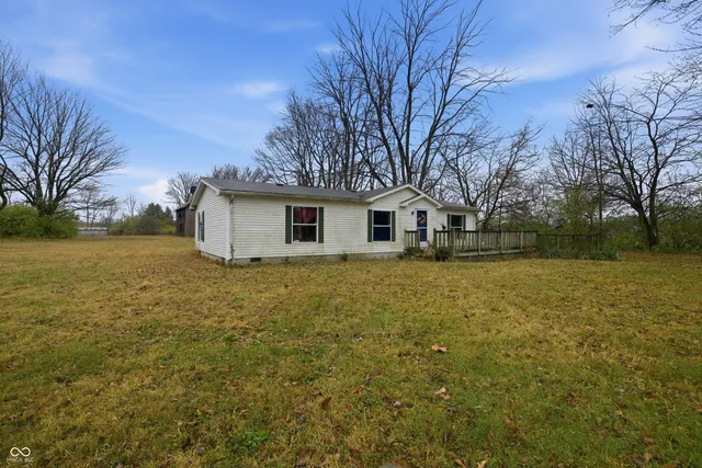 $1 | 225 East County Road 360 North, Anderson, IN 46012