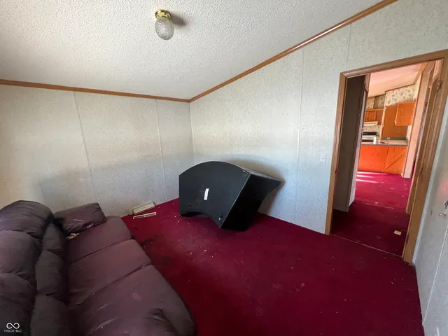 $1 | 225 East County Road 360 North, Anderson, IN 46012