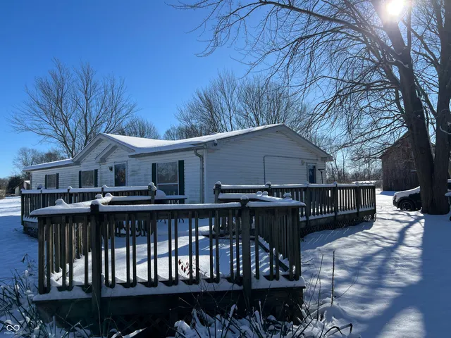 $1 | 225 East County Road 360 North, Anderson, IN 46012