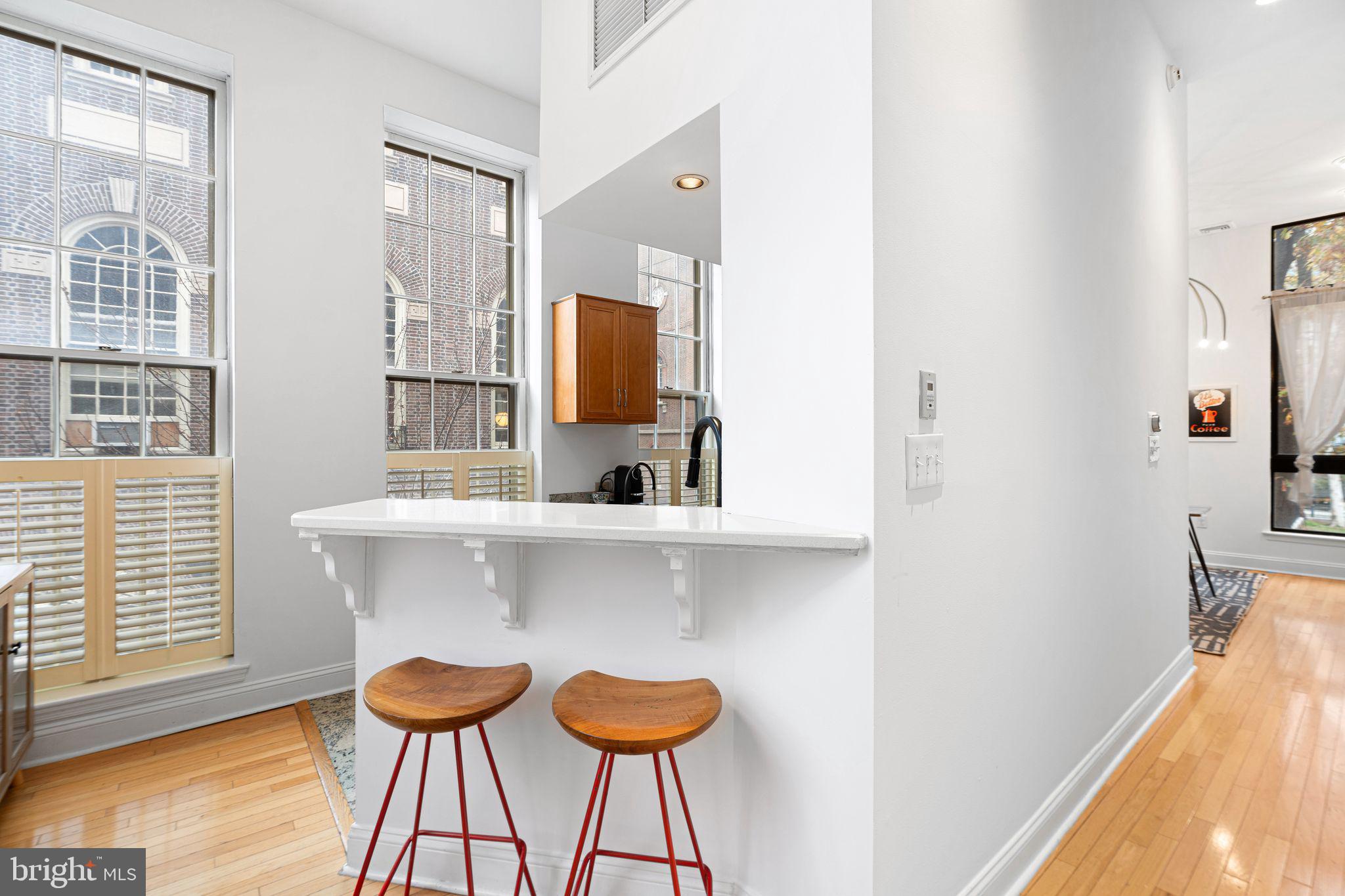 210 Church Street, Unit 1J Philadelphia, PA 19106 - Photo 12 of 34