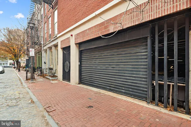 $857,500 | 210 Church Street, Unit 1J, Philadelphia, PA 19106