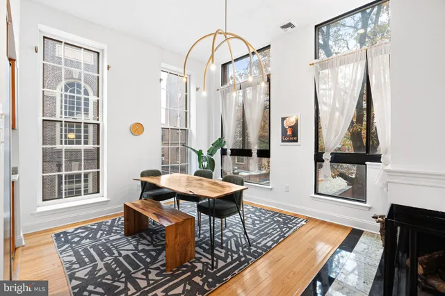 $857,500 | 210 Church Street, Unit 1J, Philadelphia, PA 19106