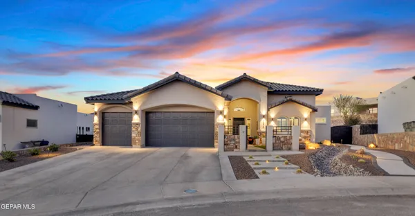 $989,500 | 7377 Wooden Nickel Drive, El Paso, TX 79911
