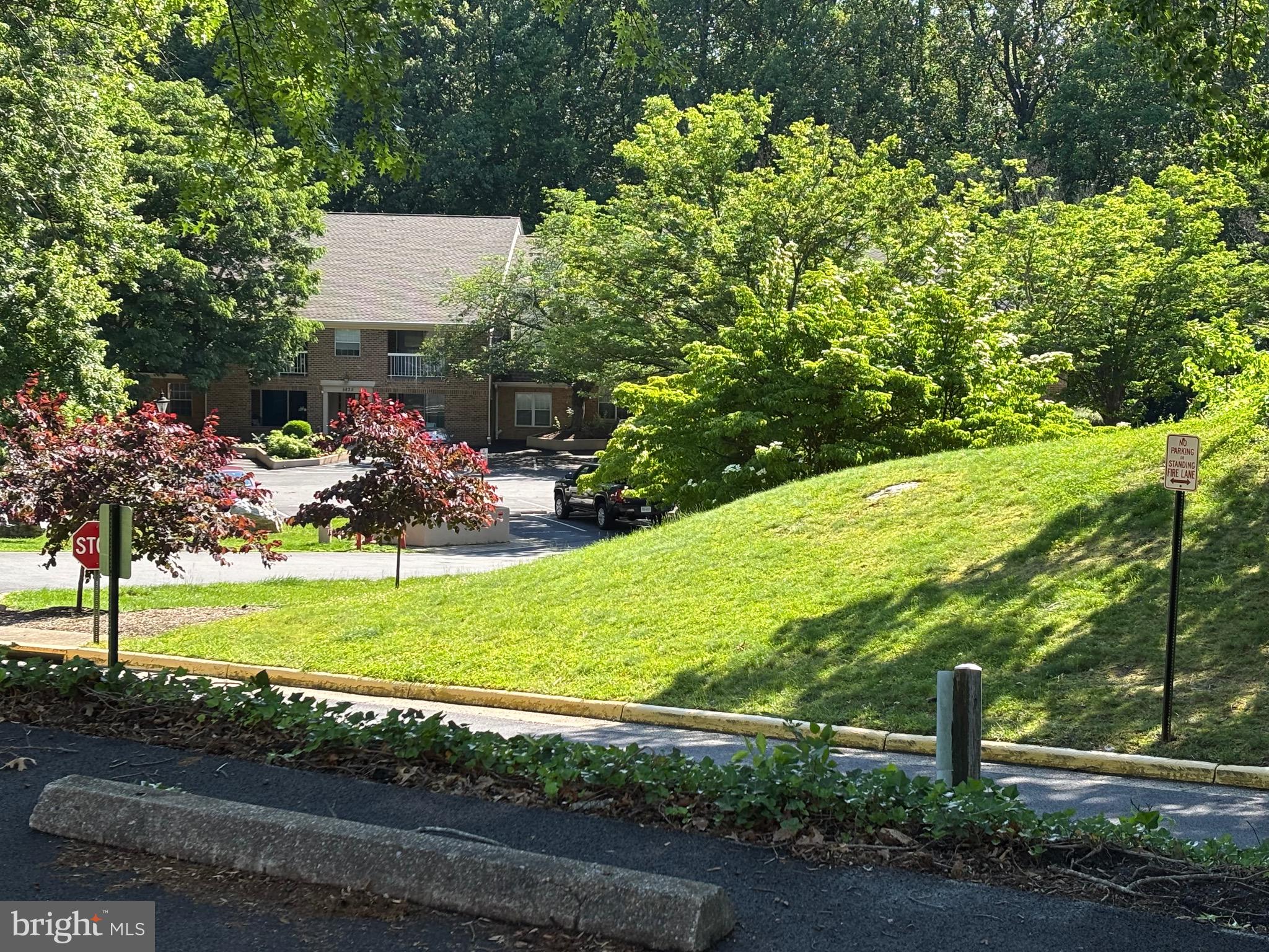 5835 Cove Landing Road, Unit 304 Burke, VA 22015 - Photo 2 of 8