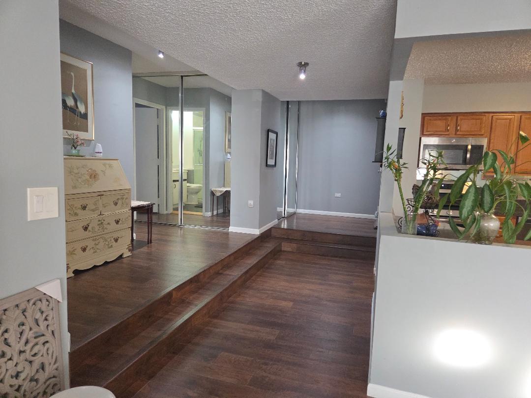 8815 West Golf Road, Unit 3A Niles, IL 60714 - Photo 3 of 27