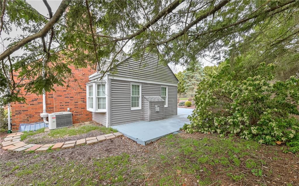 1130 Robinson Road Pittsburgh, PA 15237 - Photo 2 of 25 Gallery Image 2
