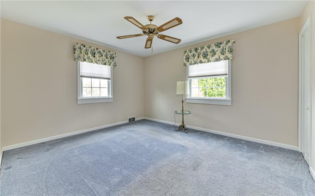 1130 Robinson Road Pittsburgh, PA 15237 - Photo 14 of 25 Gallery Image 14
