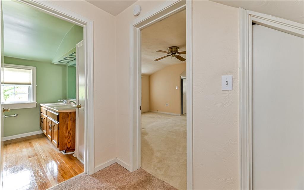1130 Robinson Road Pittsburgh, PA 15237 - Photo 17 of 25 Gallery Image 17