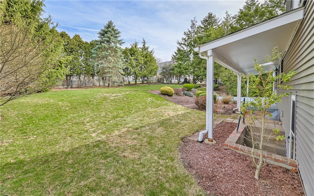 1130 Robinson Road Pittsburgh, PA 15237 - Photo 4 of 25 Gallery Image 4
