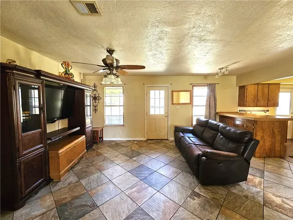 $2,000 | 371 Sunset, Ingleside, TX 78362