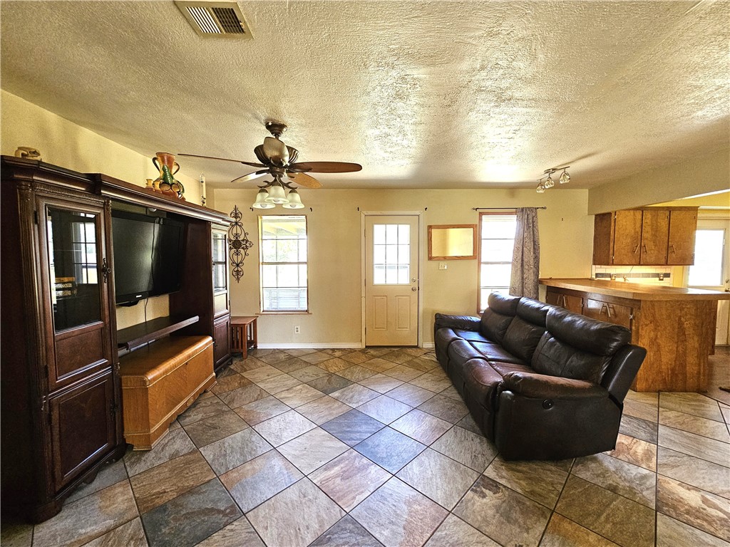 371 Sunset Ingleside, TX 78362 - Photo 5 of 20